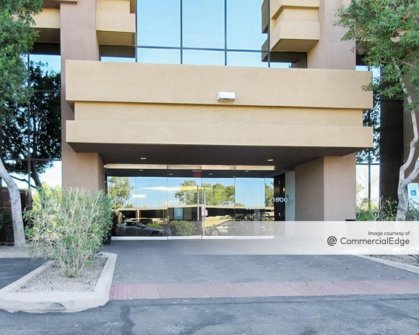 Southwest Corporate Center