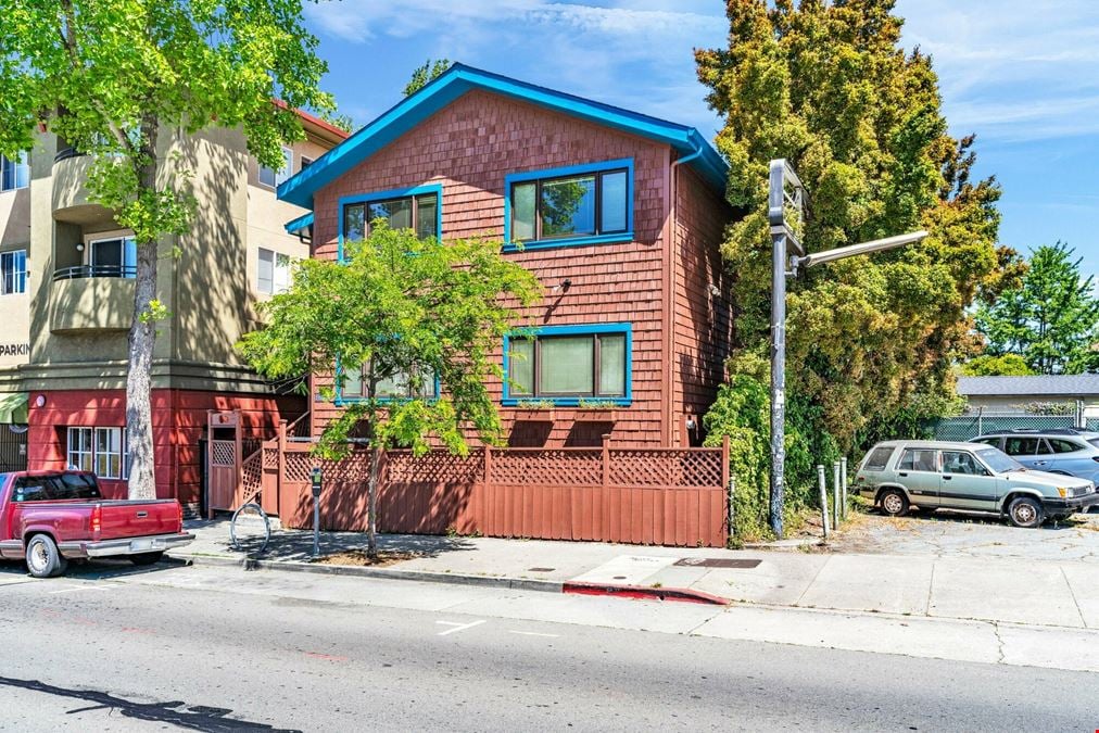 1633 University Ave