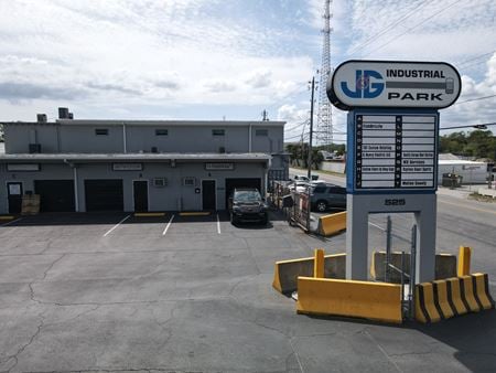 Preview of Industrial space for Rent at 525 Carswell Avenue