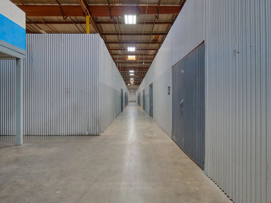 ReadySpaces South Gate