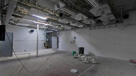 Preview of Industrial space for Rent at 914 East Gier Street