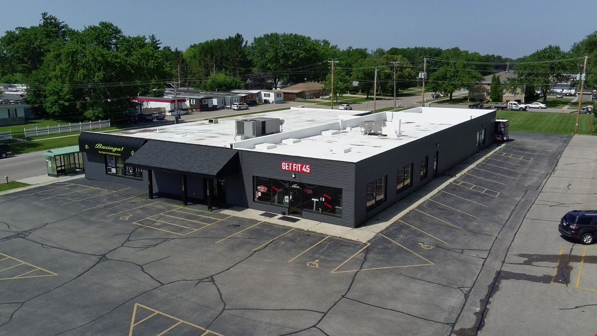 1944 Center Ave