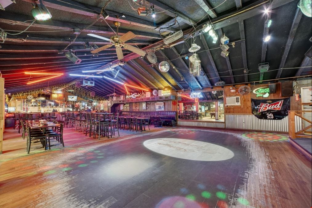 304 FM 148 Terrell - Legendary Dance Hall & Saloon For Sale