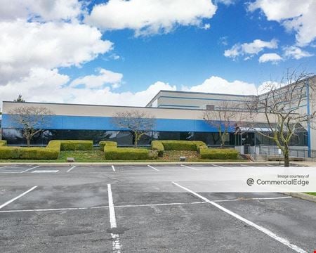 Preview of Industrial space for Rent at 910 East 169th St.