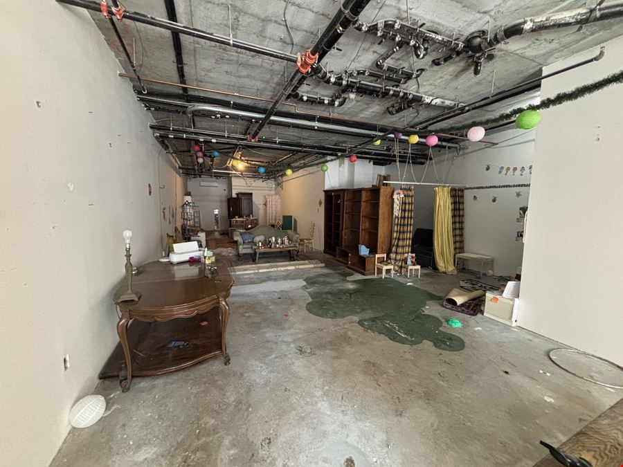 303 Wythe Avenue