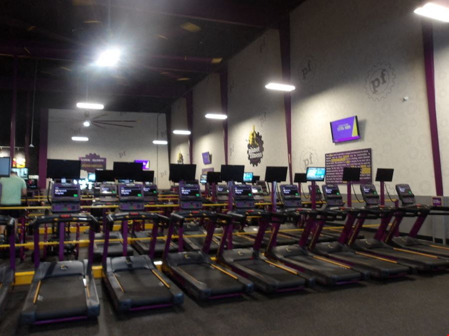 Planet Fitness Plaza