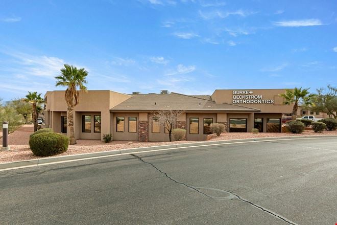 Preview of Office space for Rent at 760 W Pioneer Blvd