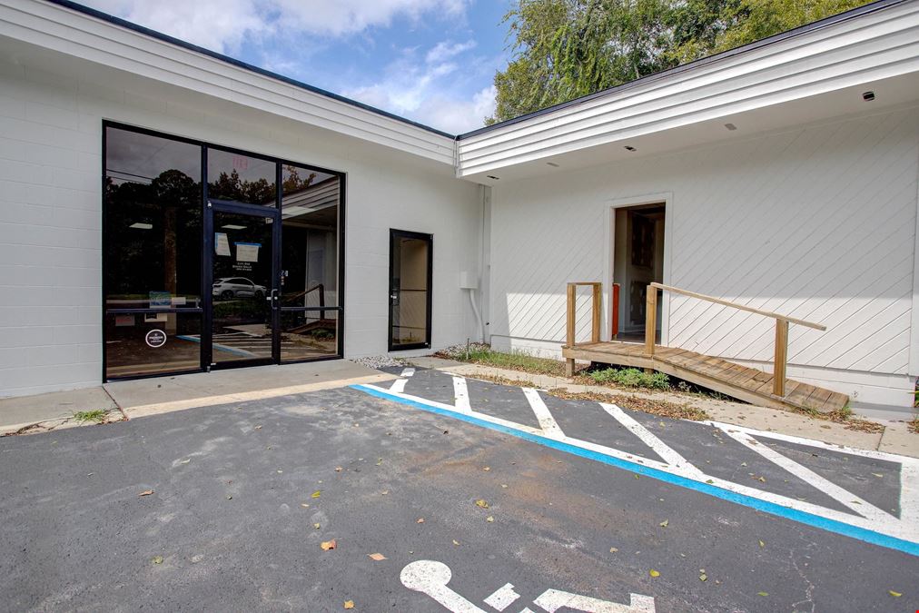 1.09± Acres with Warehouse/Showroom/Office