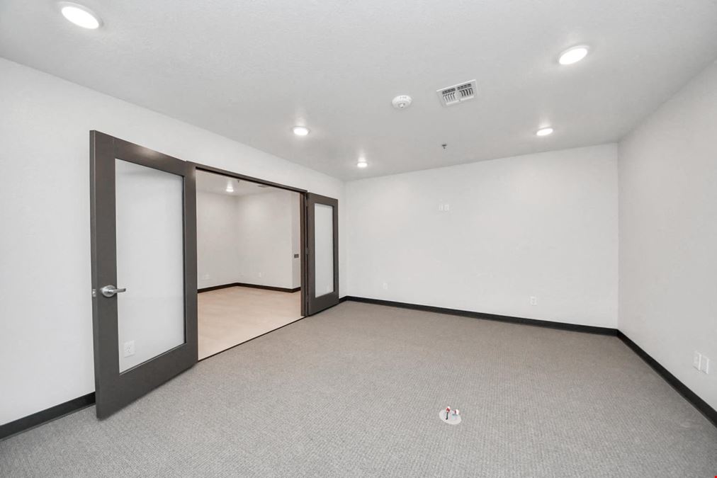 Premier Sugar Land Owner-User Office Condo