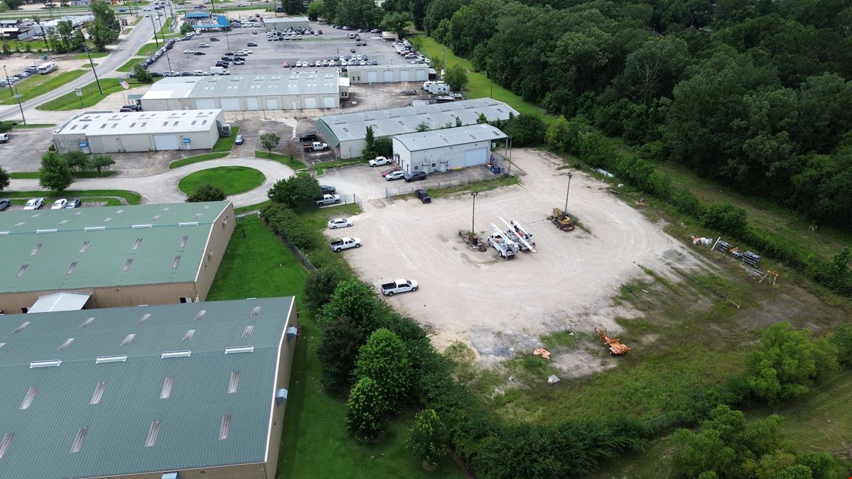 Office/Warehouse with Laydown Yard