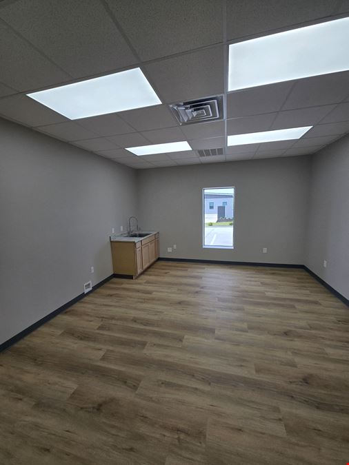 250 Royal Drive - Building 4