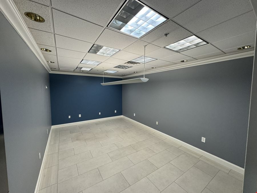 10,000 SF Industrial Flex Building