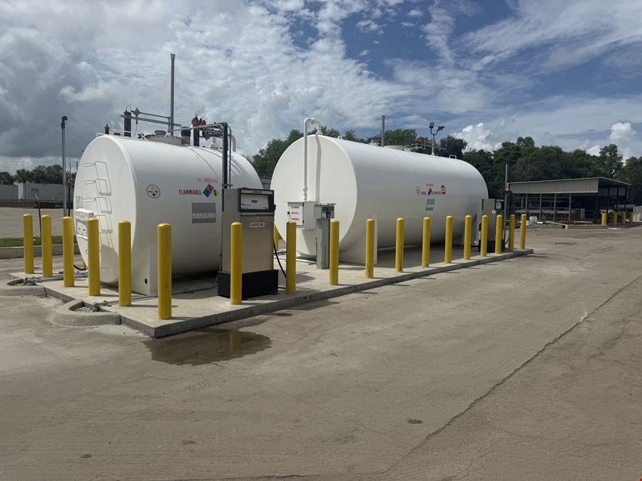 7,500 SF Industrial Space with Outdoor Storage