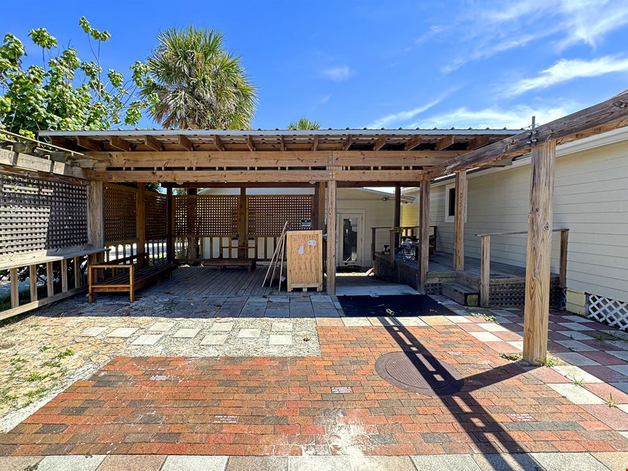 411 Flagler Ave