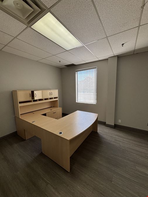 415 Traders Blvd E 