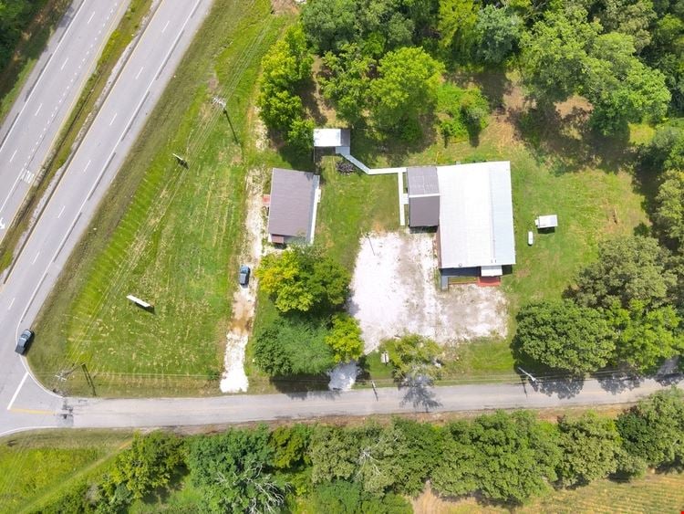 1050 Duncan Lane
