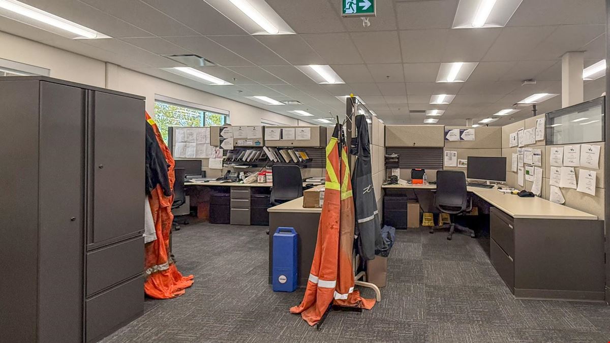 Outstanding professional office space available in the North End of Downtown Kelowna. 