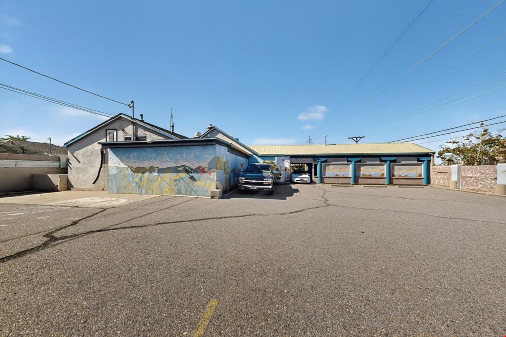 606 Broadway Blvd SE