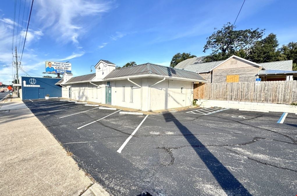 400 W Cervantes St for Lease