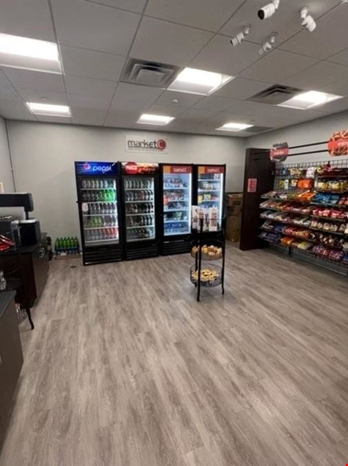 2180 SF Suite 590 Professional and Medical Office Space