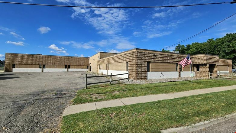 Preview of Industrial space for Rent at 1623 Wildwood Ave