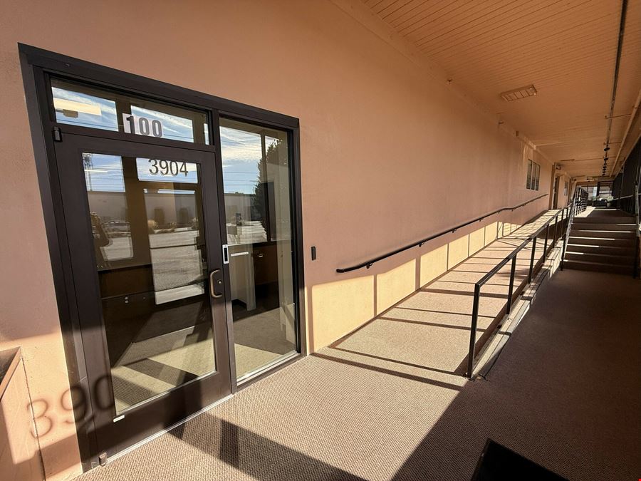 3904 E. Flamingo Ave.