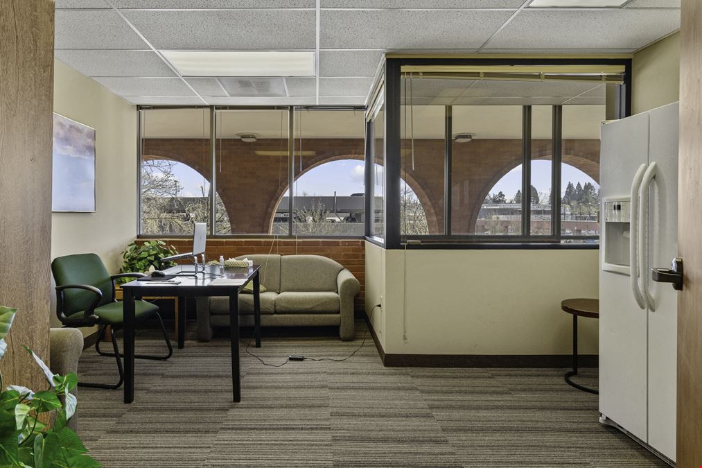 Beautiful Downtown Office