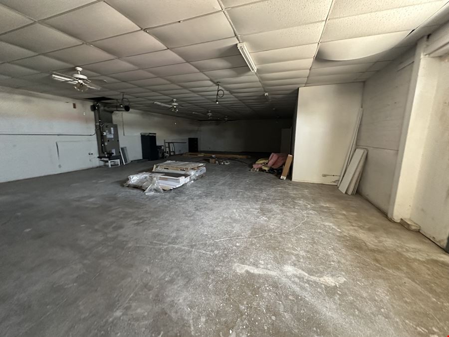 800 S Locust St