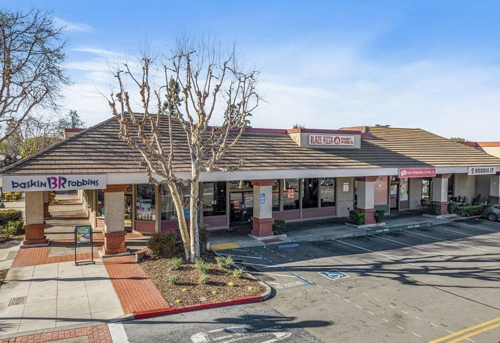 Foothill Park Plaza