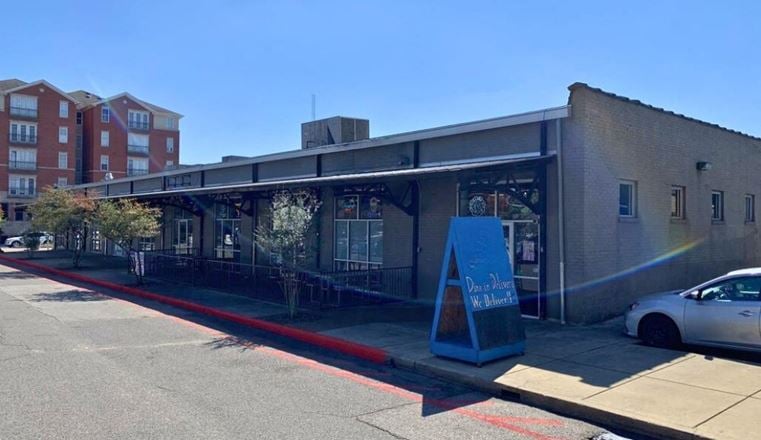 Preview of Retail space for Rent at 521-529 S Highland Street