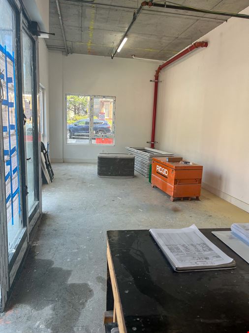 700 SF | 706 E 32nd Street | Vanilla Box Community Facility with Glass Frontage for Lease