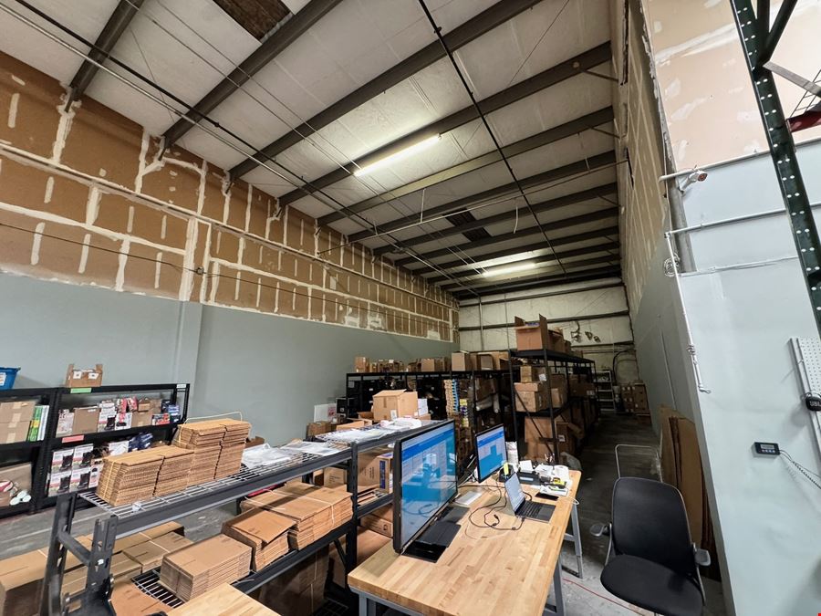 4667 L B McLeod Rd, Orlando, FL 32811
