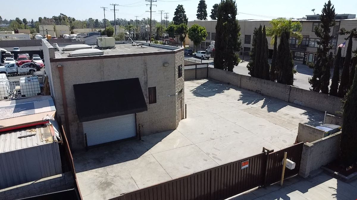 23182 Orange Ave