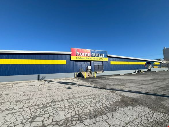 Preview of Industrial space for Rent at 1515 W Division St