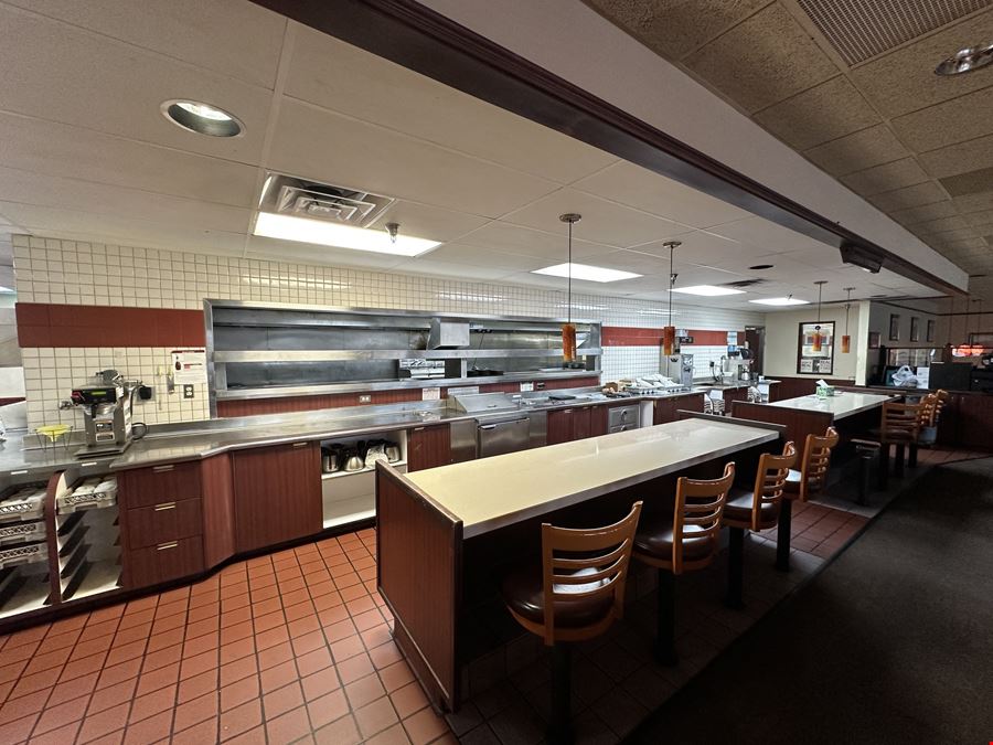 2010 Overland Ave (Former Denny's)