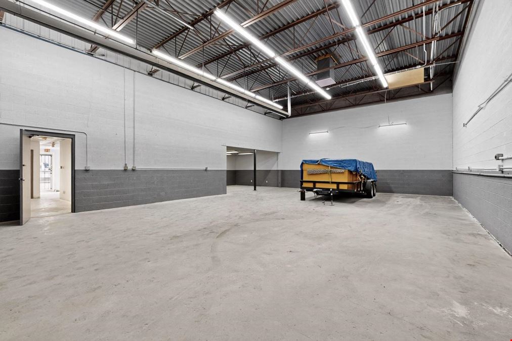 PREMIER MULTI TENANT INDUSTRIAL COMPLEX