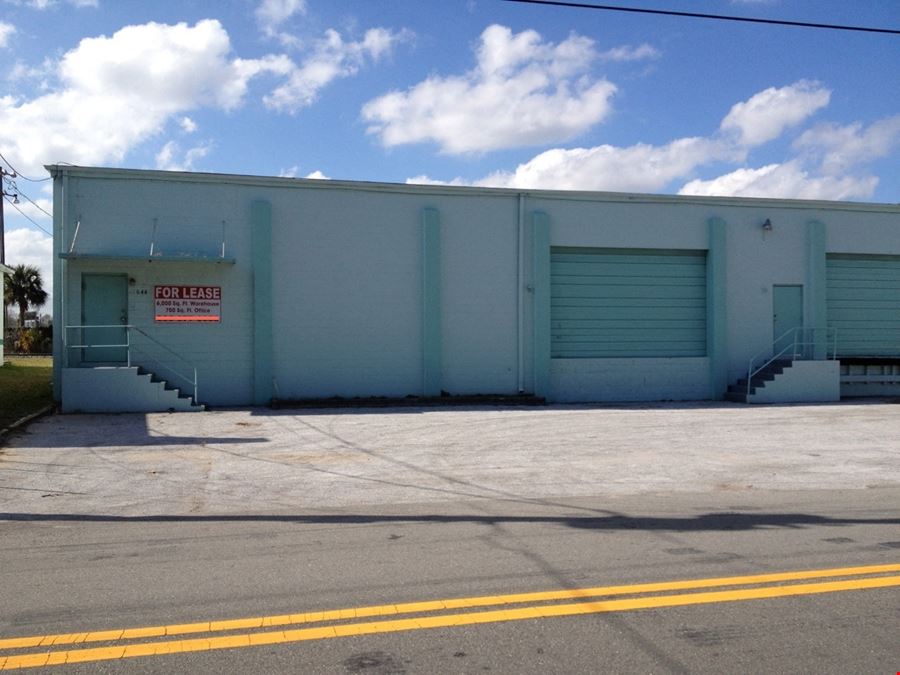 Dock High Distribution Space for Lease