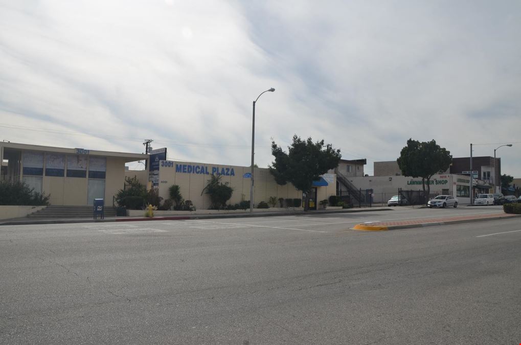 3001 W Beverly Blvd