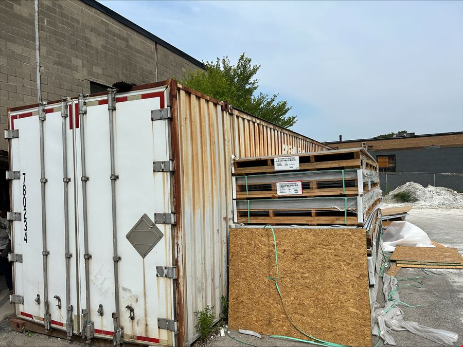 131 Oakdale Road, North York, ON M3N1W2
