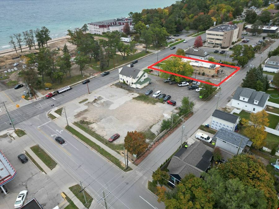 Drive-Thru Retail Building