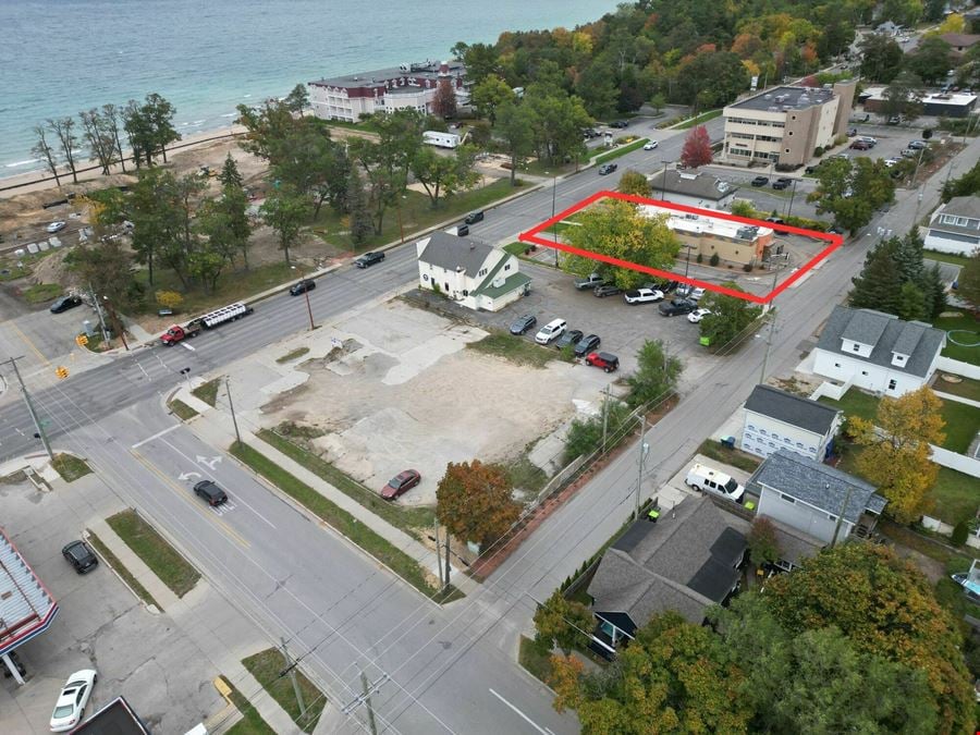 Drive-Thru Retail Building