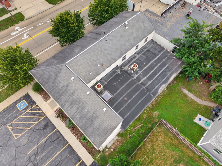 645 W Main St