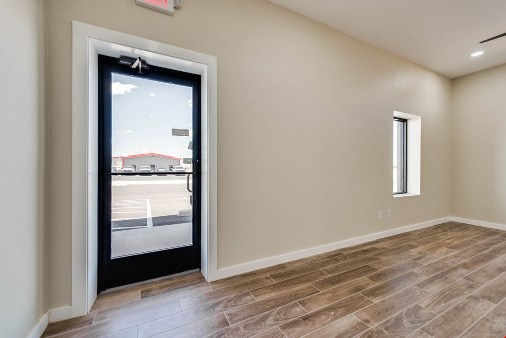 Office/Warehouse & Shop on FM 1788