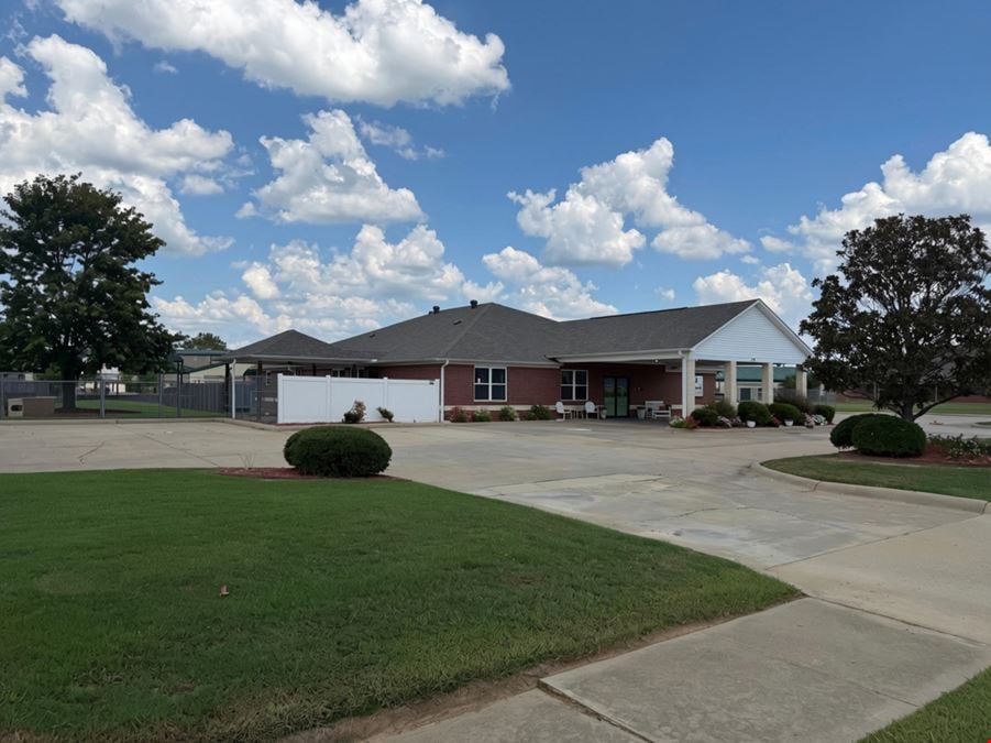 2130 Spring Valley Dr