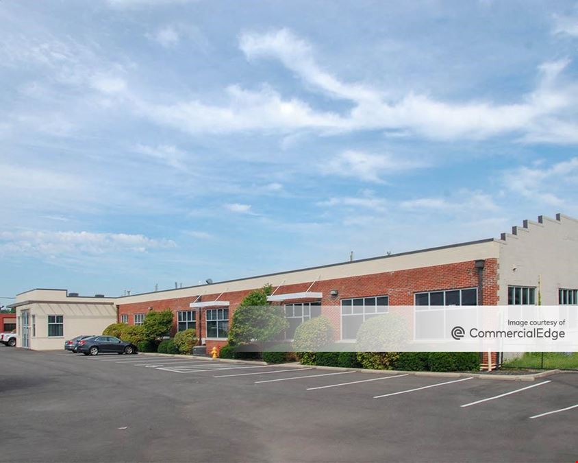 Hamilton Commerce Center