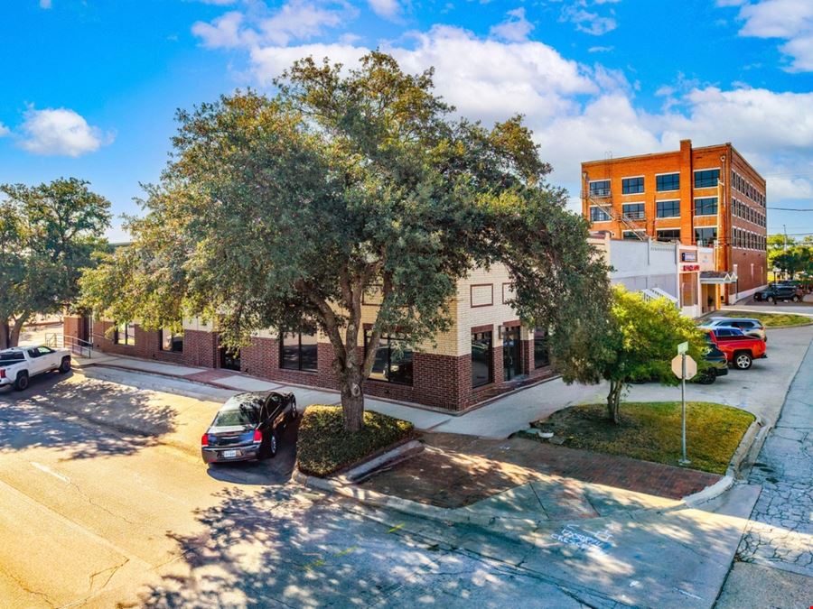 200 E Nash Terrell TX - Office/Retail for Lease