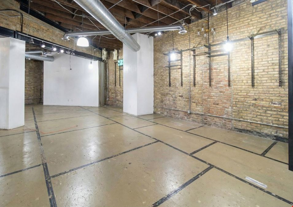 2950 W. Fullerton Ave | For Lease