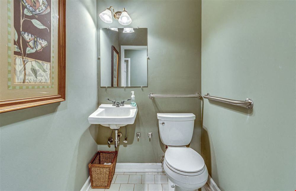 401 Cross Park Drive, Suite B