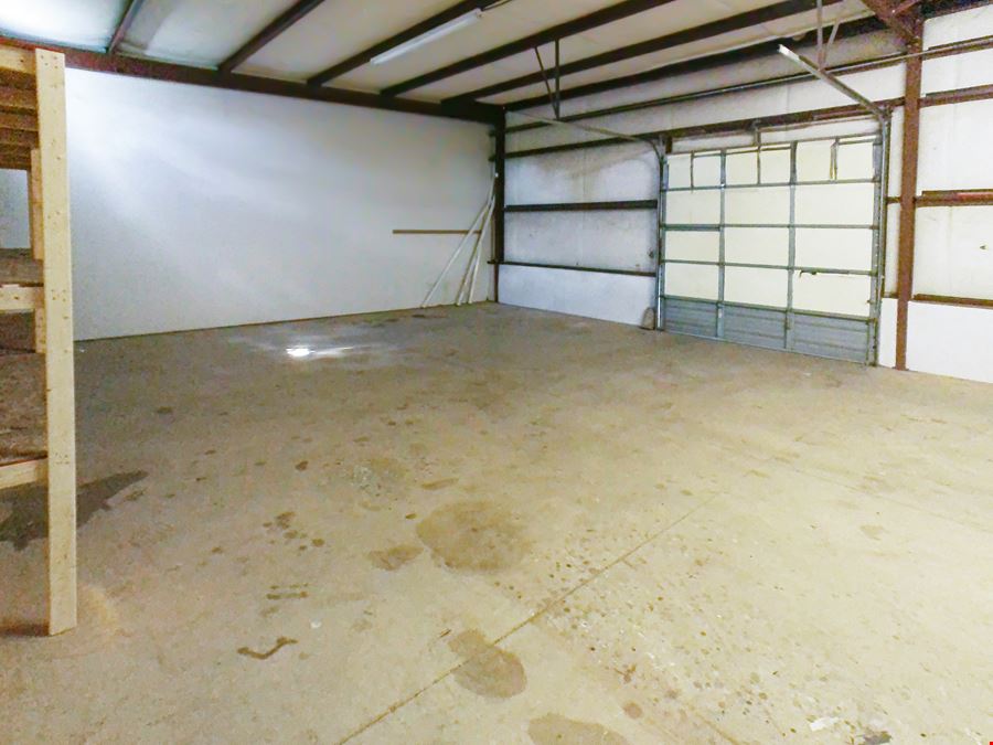 Metro Warehouse, Suite F