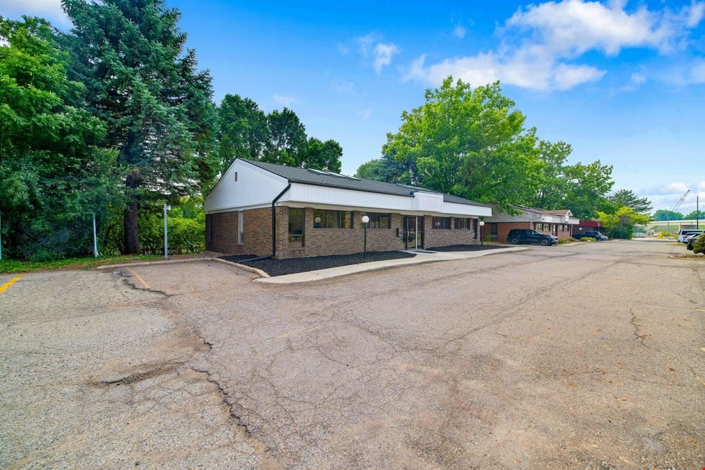 1125 Trowbridge Rd